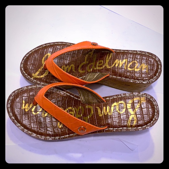GentlyUsed Sam Edelman ROMY Orange Wedge. Size: 7M - Picture 2 of 8
